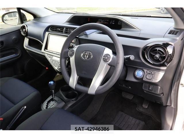 Toyota AQUA 2015-10 232031-6