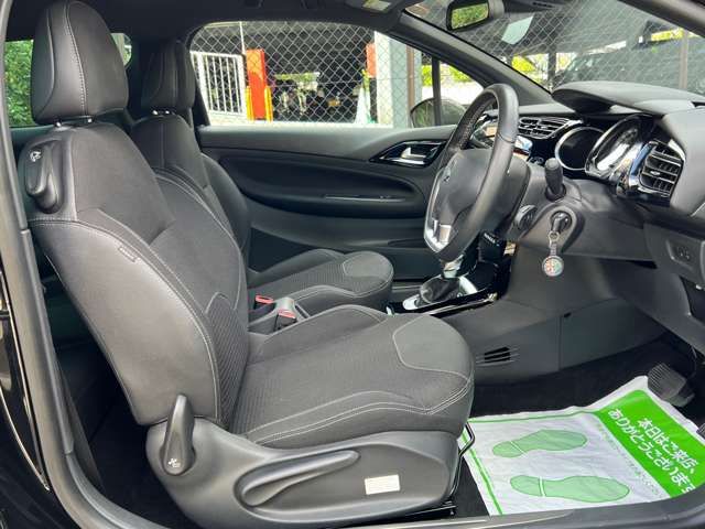 Citroen DS3 2018-06 24227-10