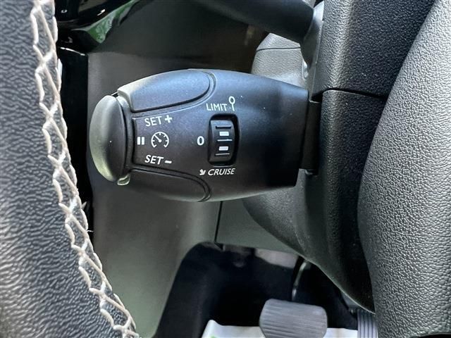 Citroen DS3 2018-06 24227-17