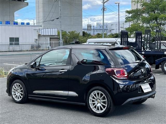Citroen DS3 2018-06 24227-8