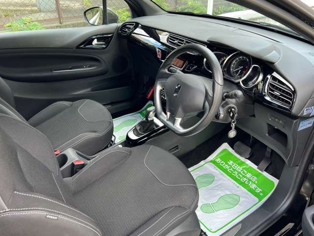 Citroen DS3 2018-06 24227-11