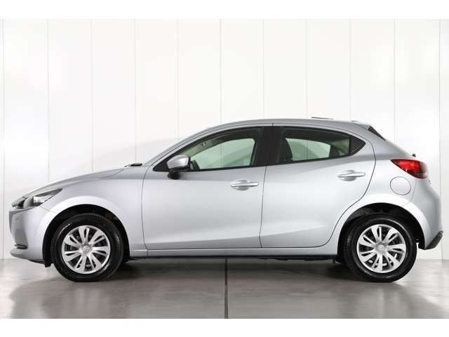 Mazda MAZDA2 2019-11 18583-2