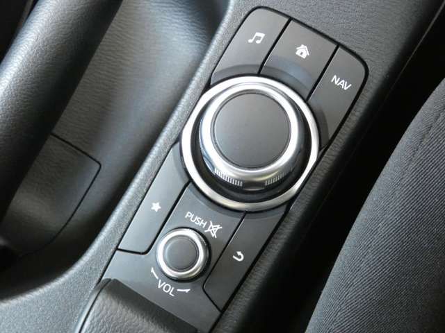 Mazda MAZDA2 2019-11 18583-4