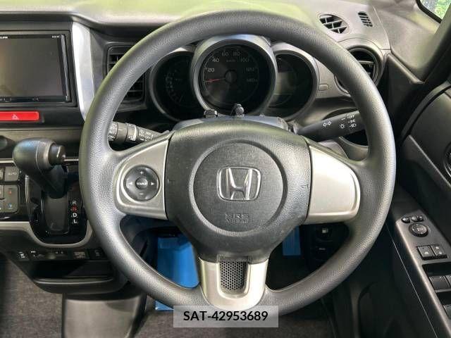 Honda N BOX 2017-05 306708-11