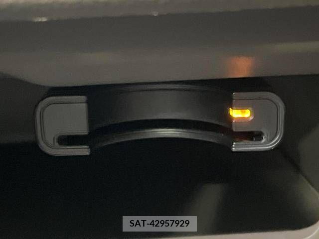 Honda N BOX 2022-10 364671-6