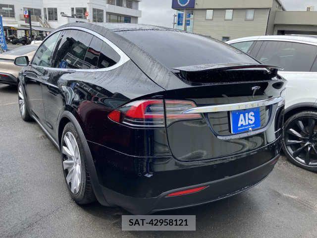 Tesla MODEL X 2020-06 288648-7