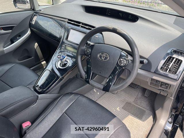 Toyota PRIUS 2010-12 281770-8