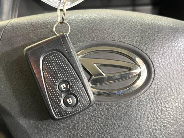 Daihatsu TANTO CUSTOM 2011-07 193653-4