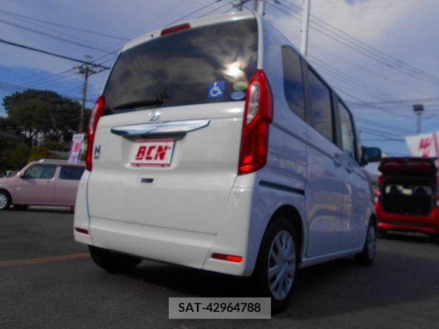 Honda N BOX 2019-05 392547-24