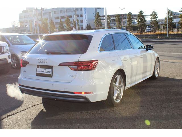 Audi A4 2018-11 27982-2