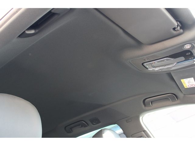 Audi A4 2018-11 27982-25