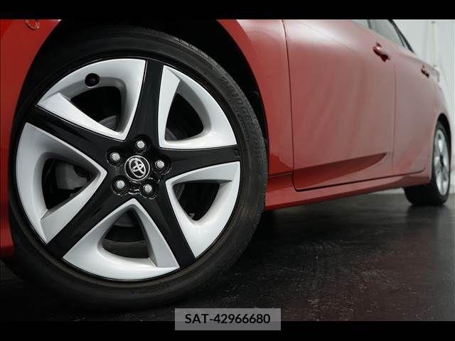Toyota PRIUS PHV 2017-02 283553-3
