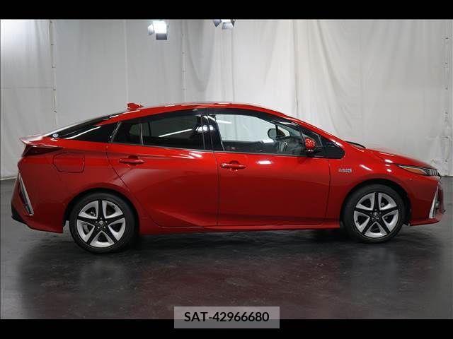 Toyota PRIUS PHV 2017-02 283553-15