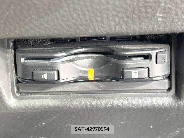 Suzuki SWIFT 2015-12 328275-3
