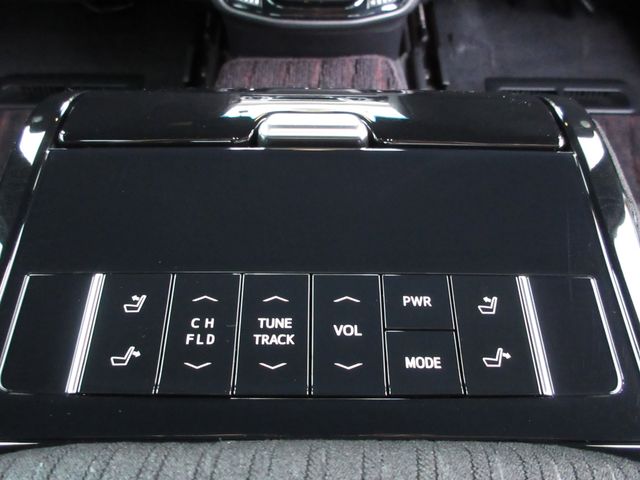 Toyota CROWN SEDAN 2018-11 187397-7