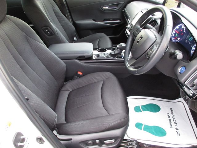 Toyota CROWN SEDAN 2018-11 187397-20