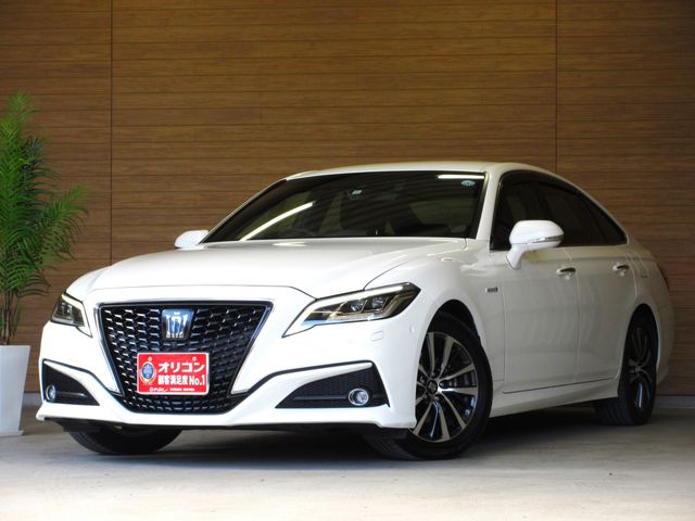 Toyota CROWN SEDAN 2018-11 187397-0