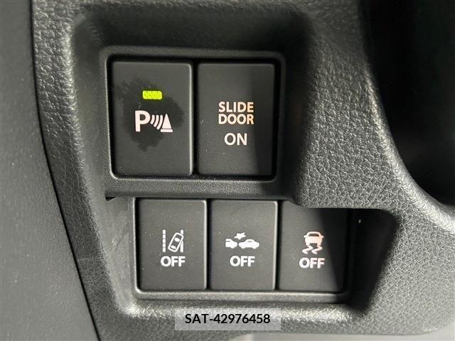 Suzuki SPACIA 2022-09 352728-17