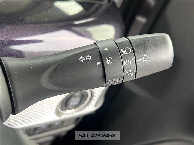 Suzuki SPACIA 2022-09 352728-15