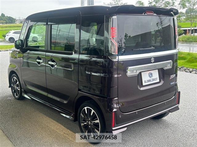 Suzuki SPACIA 2022-09 352728-5