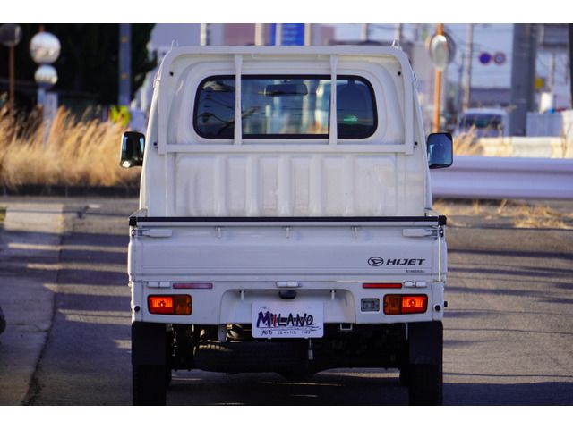 Daihatsu HIJET TRUCK 2014-10 28822-6