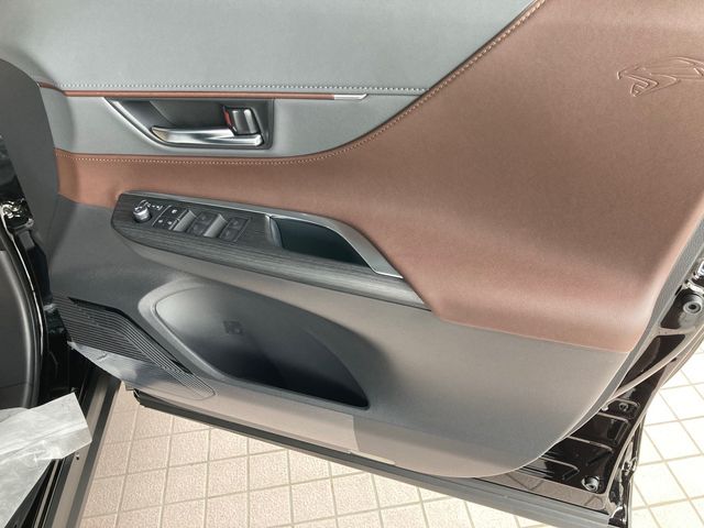 Toyota HARRIER 2023-07 5319-8