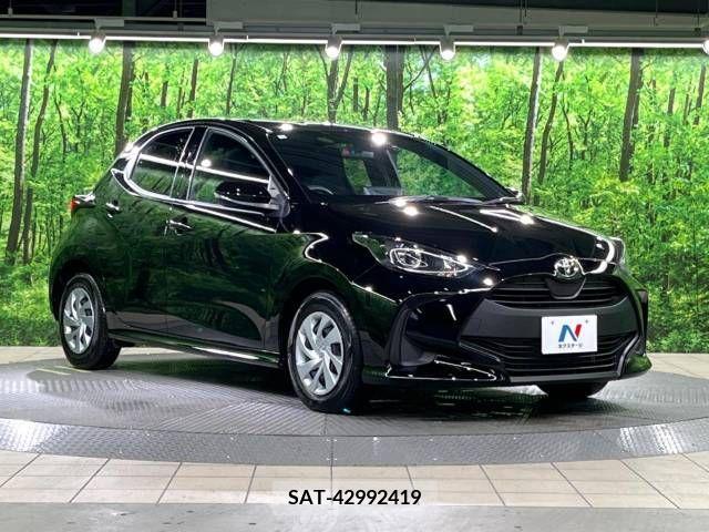 Toyota YARIS 2023-06 334714-16