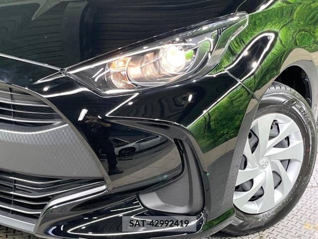 Toyota YARIS 2023-06 334714-12