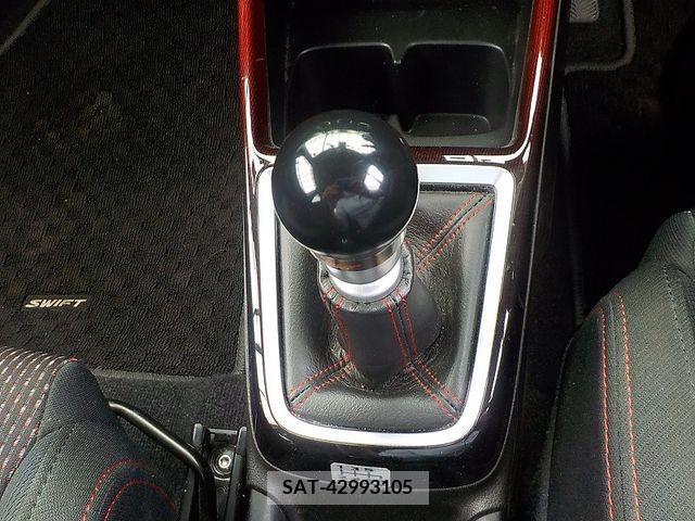 Suzuki SWIFT 2017-10 368986-24