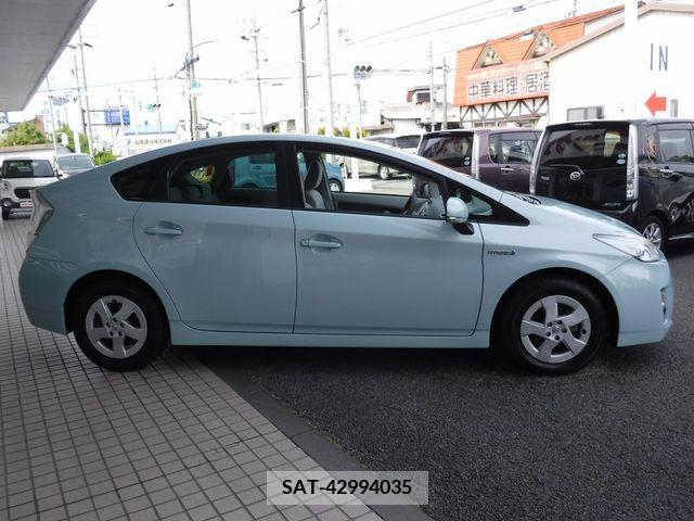 Toyota PRIUS 2010-09 283064-3