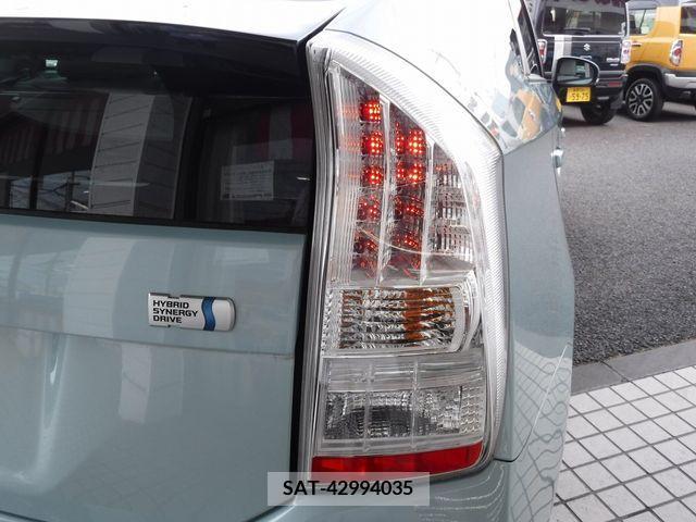 Toyota PRIUS 2010-09 283064-6