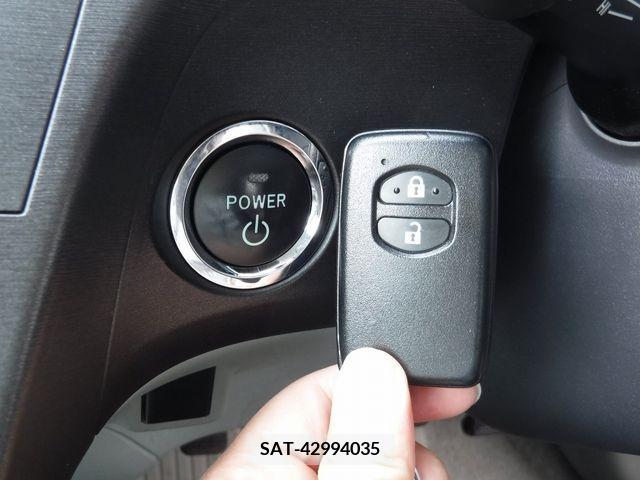 Toyota PRIUS 2010-09 283064-13
