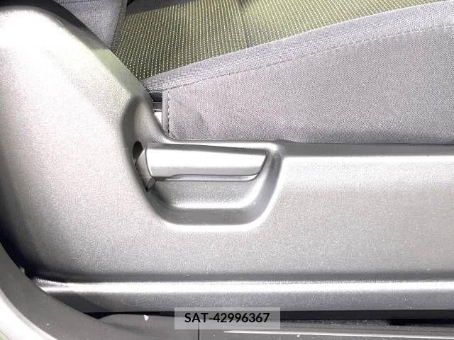 Suzuki JIMNY 2023-05 331575-16