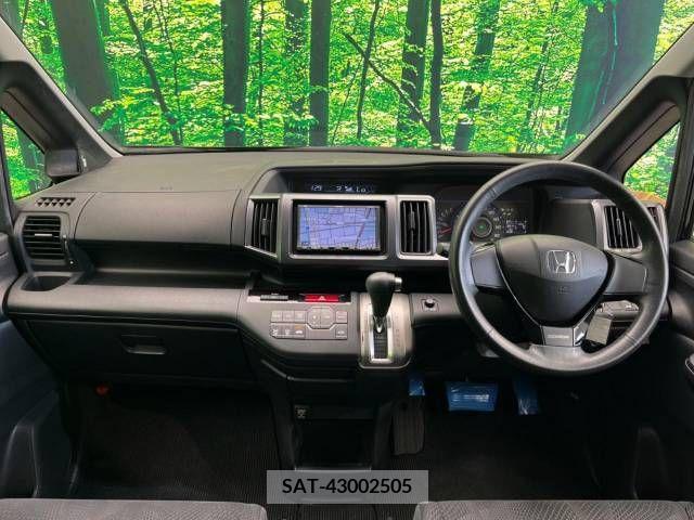 Honda e 2010-02 342408-1