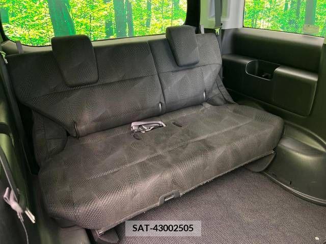 Honda e 2010-02 342408-9