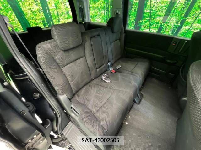 Honda e 2010-02 342408-8