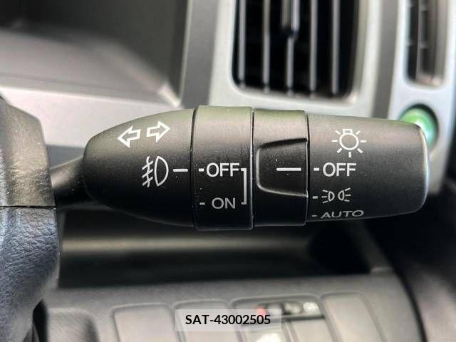 Honda e 2010-02 342408-5