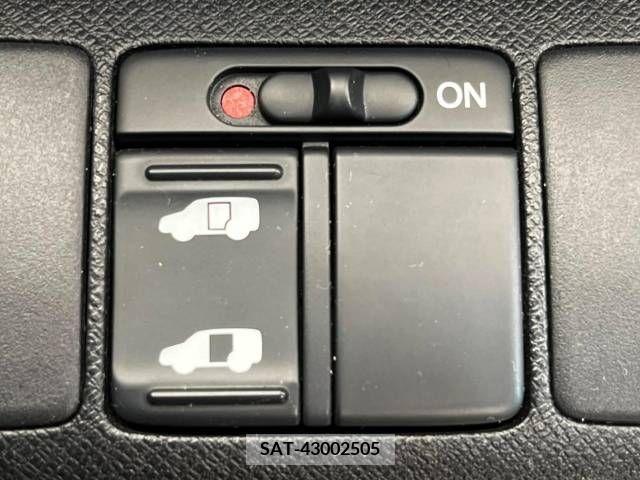 Honda e 2010-02 342408-4