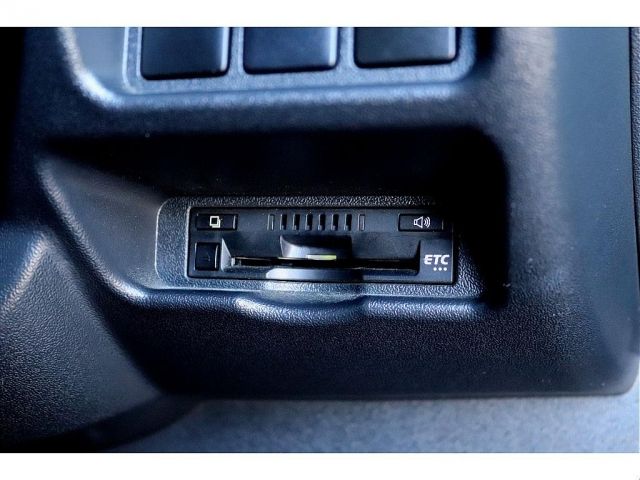Toyota HIACE VAN 2019-01 18623-19