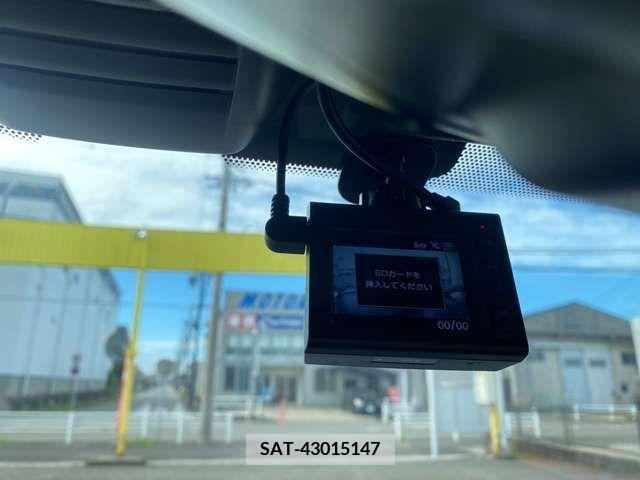 Nissan NOTE 2016-11 354955-16