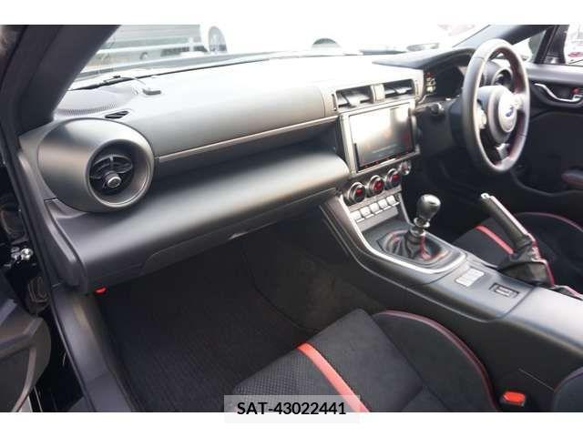 Subaru BRZ 2021-12 263284-15