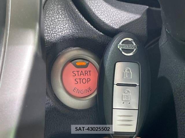 Nissan NOTE 2013-11 302330-4