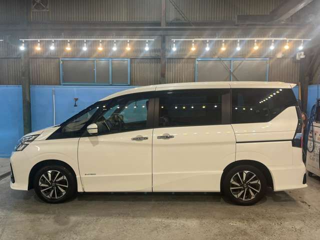 Nissan SERENA 2021-03 186637-6