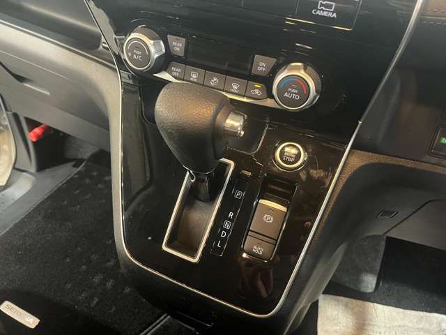 Nissan SERENA 2021-03 186637-13
