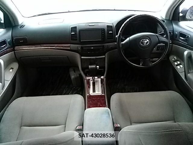 Toyota PREMIO 2004-09 281680-1