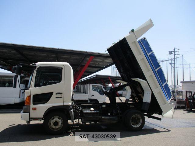 Hino RANGER 2017-05 200445-4