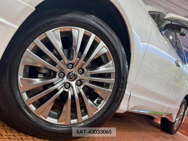 Toyota HARRIER 2023-02 360922-13