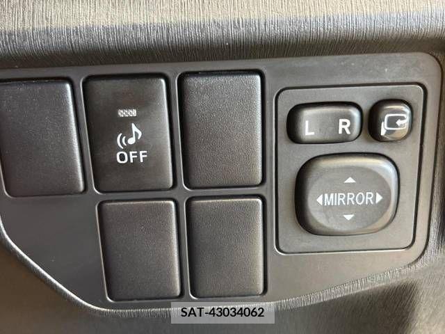 Toyota PRIUS 2013-11 322150-8