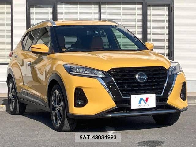 Nissan KICKS 2022-07 210959-16