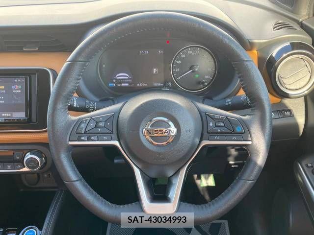 Nissan KICKS 2022-07 210959-11